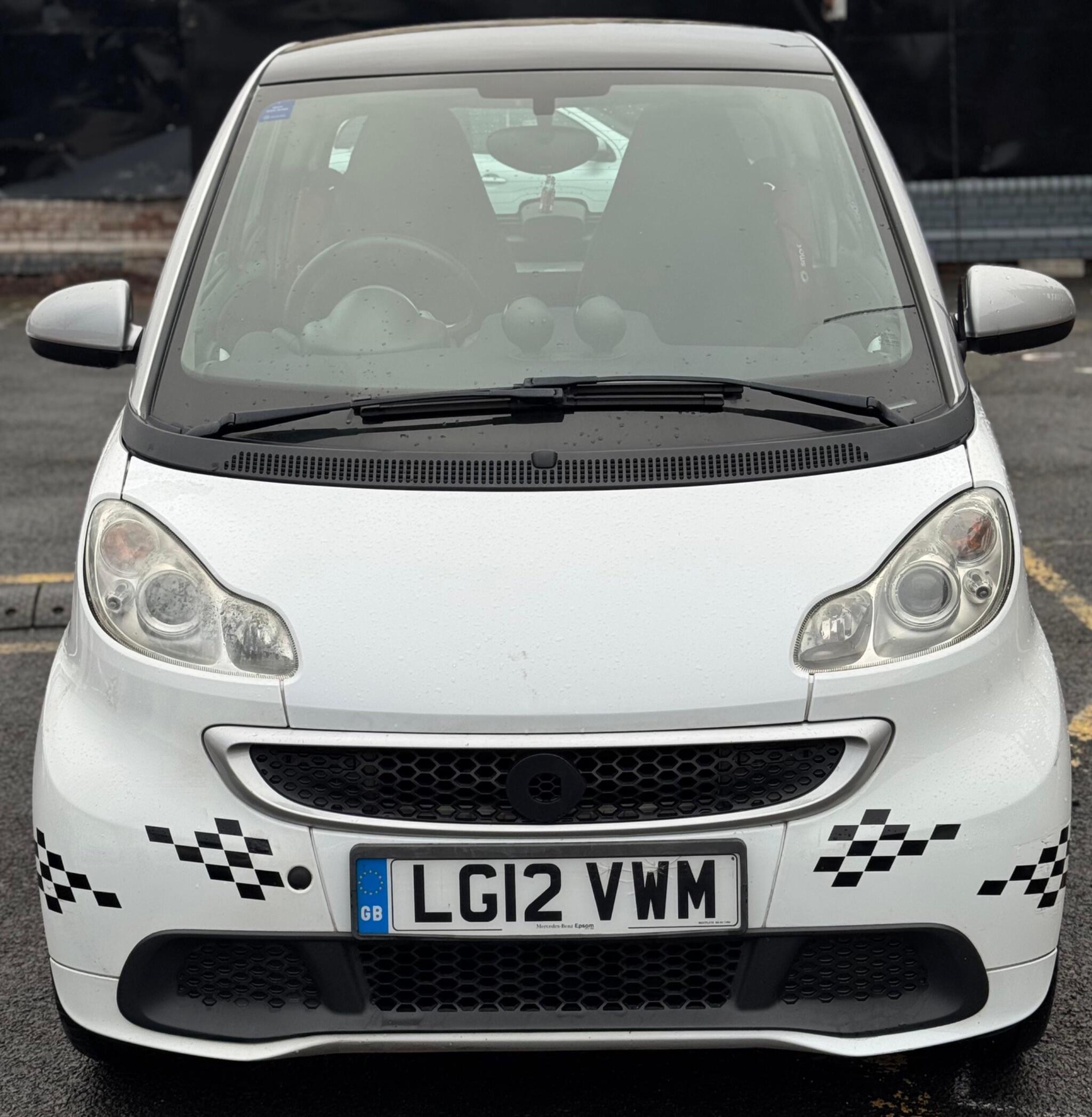 Smart fortwo - 1.0 MHD Passion SoftTouch Euro 5 (s/s) 2dr - Coupe (2010 - 2015) Image